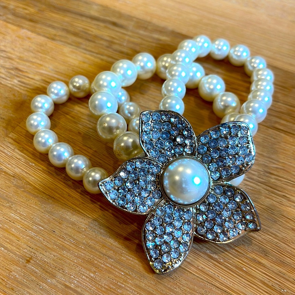 3 strings pearl bracelet